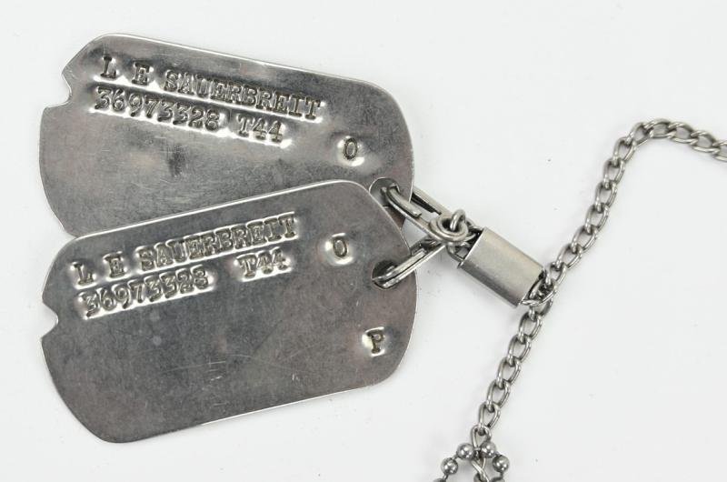 US WW2 Dog-Tag Set 'Lawrence E. Sauerbreit' — image 3