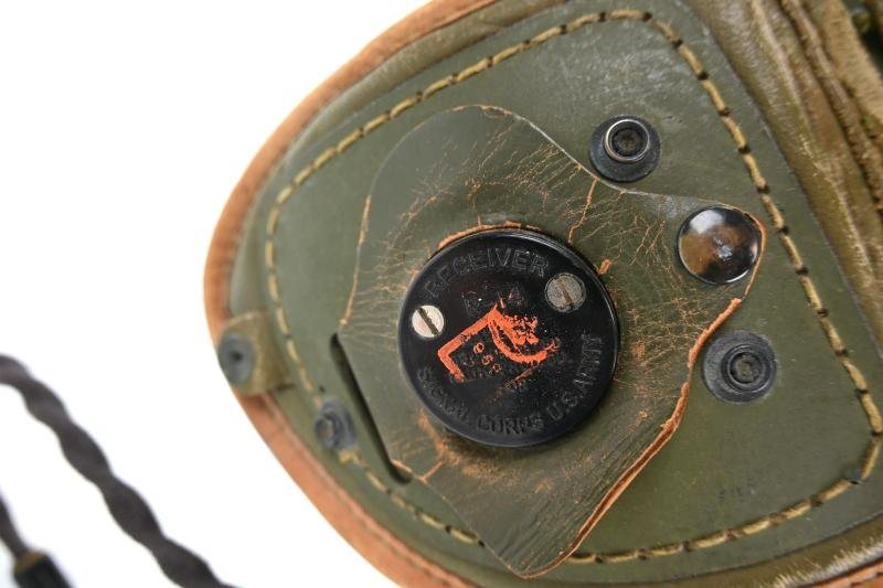 US WW2 Rawlings Tanker Helmet Complete — image 5