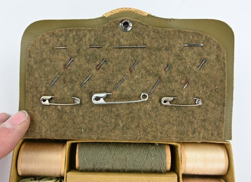 US WW2 Sewing Kit in original Box — image 10