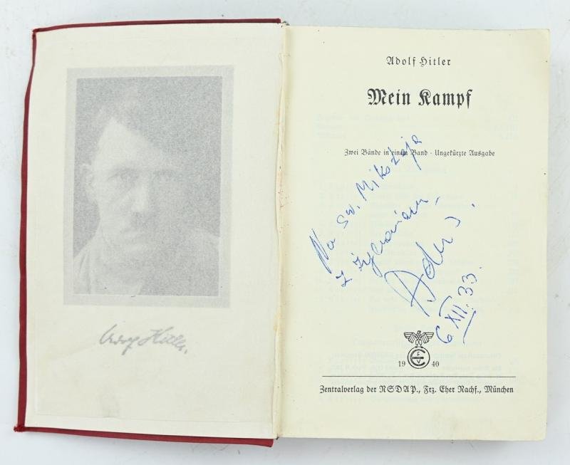 German Mein Kampf Pocket Book 1940 — image 2