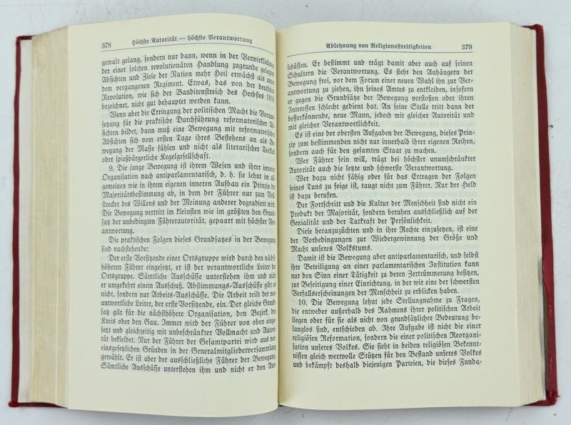 German Mein Kampf Pocket Book 1940 — image 5