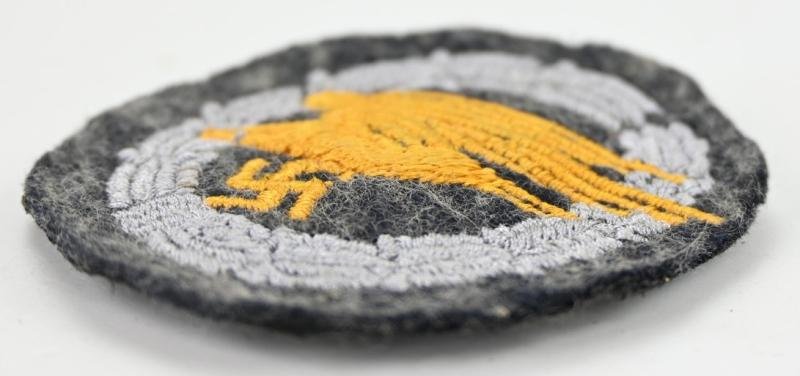 German LW Padded Paratrooper Cloth Badge — image 3