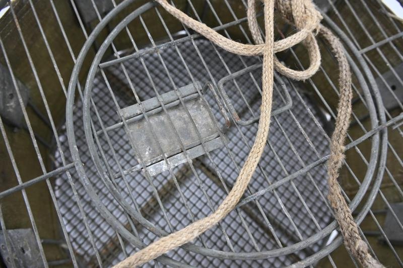 US WW2 Signal Corps PG-100/CR Bird Container — image 12