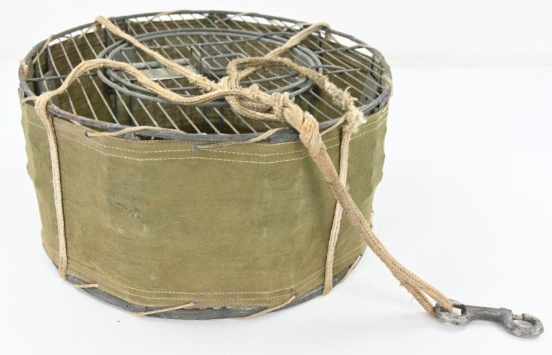 US WW2 Signal Corps PG-100/CR Bird Container — image 2