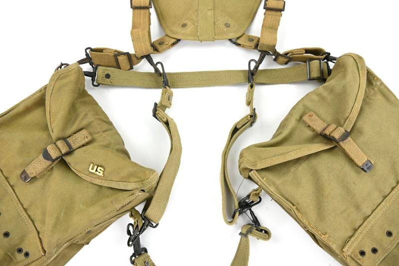 US WW2 Medic Set with Carrying Frame — image 3