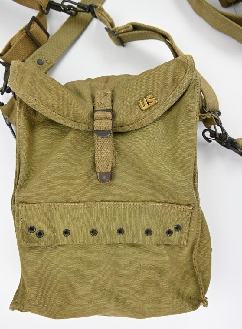 US WW2 Medic Set with Carrying Frame — image 4