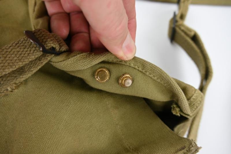 US WW2 Medic Set with Carrying Frame — image 6