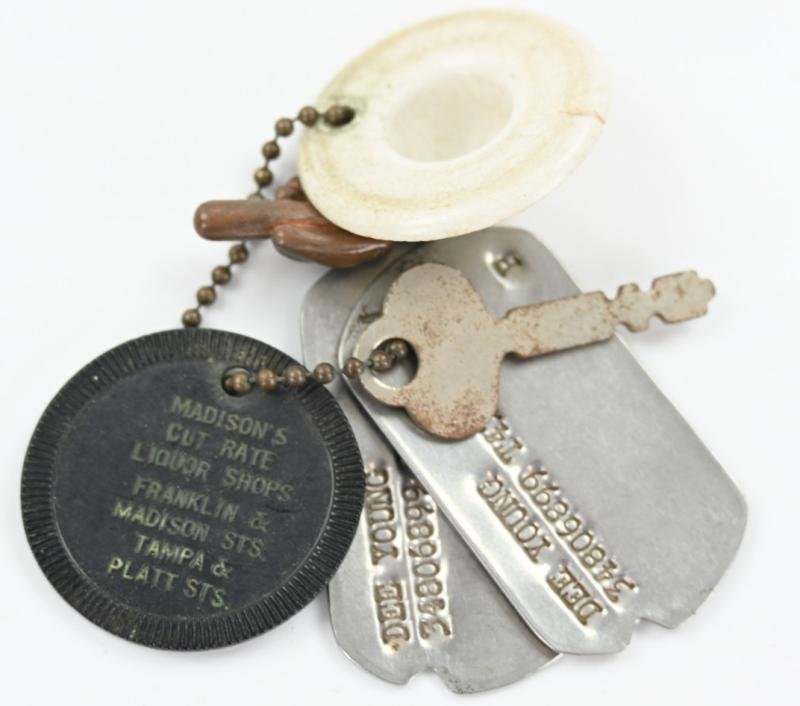 US WW2 Dog-tag Set 'Dee Young' — image 3