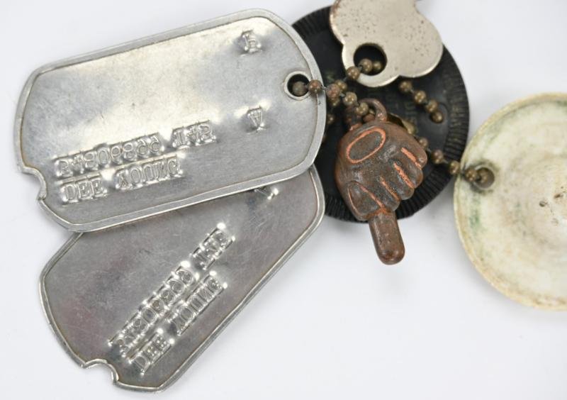 US WW2 Dog-tag Set 'Dee Young' — image 6