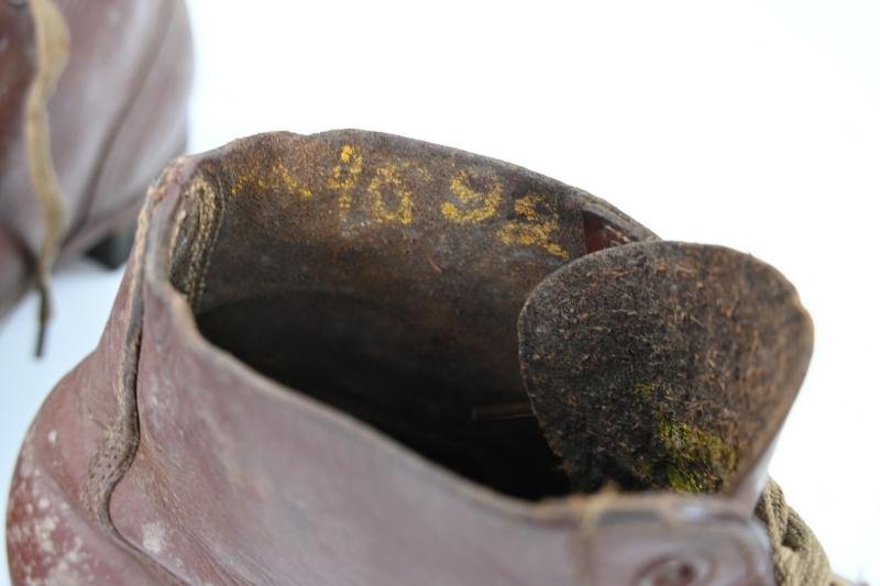 US Army WW2 Type 1 Service Shoes — image 9