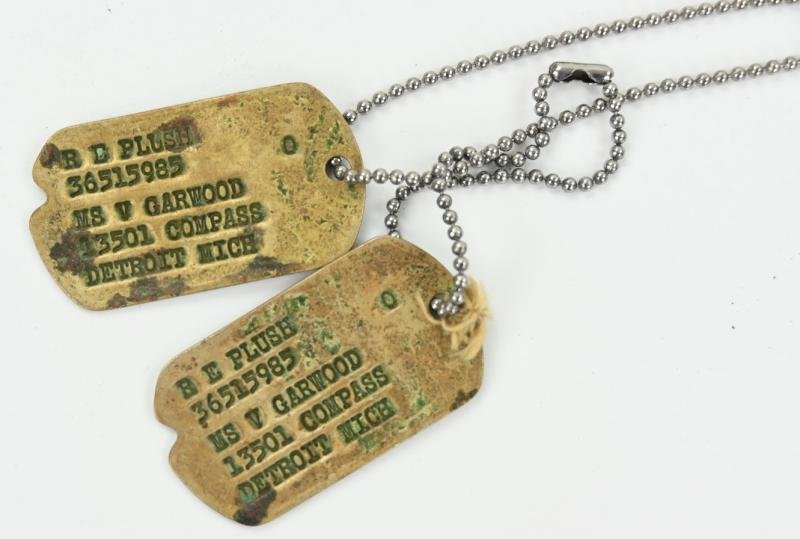 US WW2 Dog-Tag set 'Richard E. Plush' — image 2