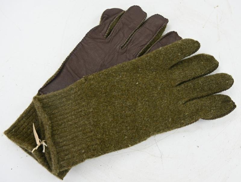 US WW2 Winter Gloves — image 2