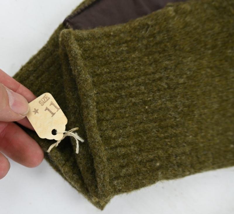 US WW2 Winter Gloves — image 3