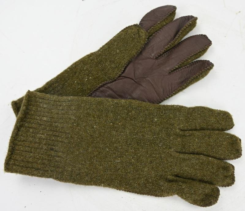 US WW2 Winter Gloves — image 4