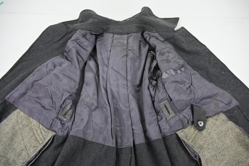 German LW FSJ/ Flight Personal Winter Overcoat with Hood — image 14