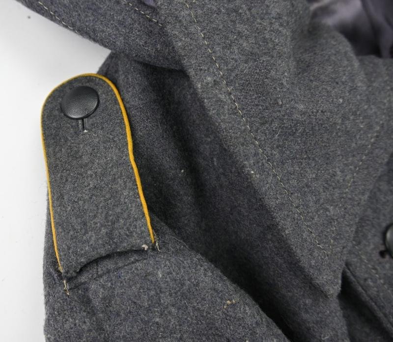 German LW FSJ/ Flight Personal Winter Overcoat with Hood — image 4