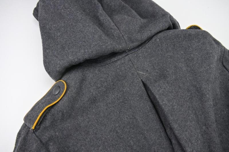 German LW FSJ/ Flight Personal Winter Overcoat with Hood — image 8