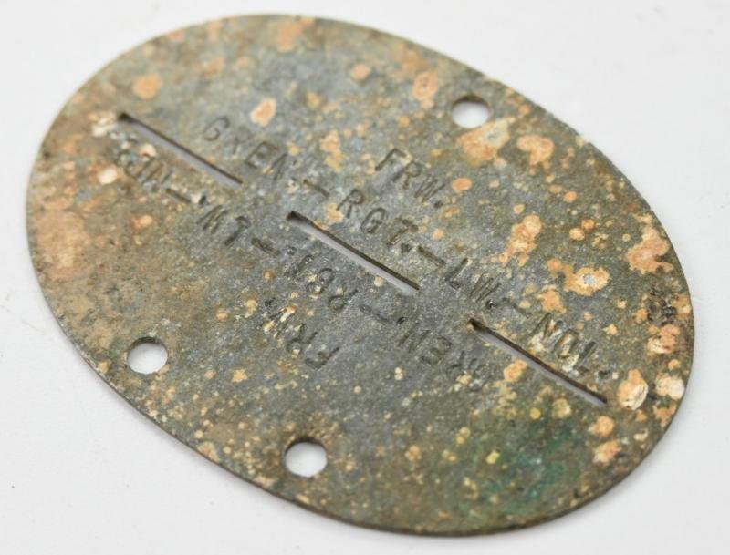 Dutch Waffen-SS Dog-Tag ''SS-Freiwilligen-Grenadier-Division 'Landstorm Nederland'' — image 2