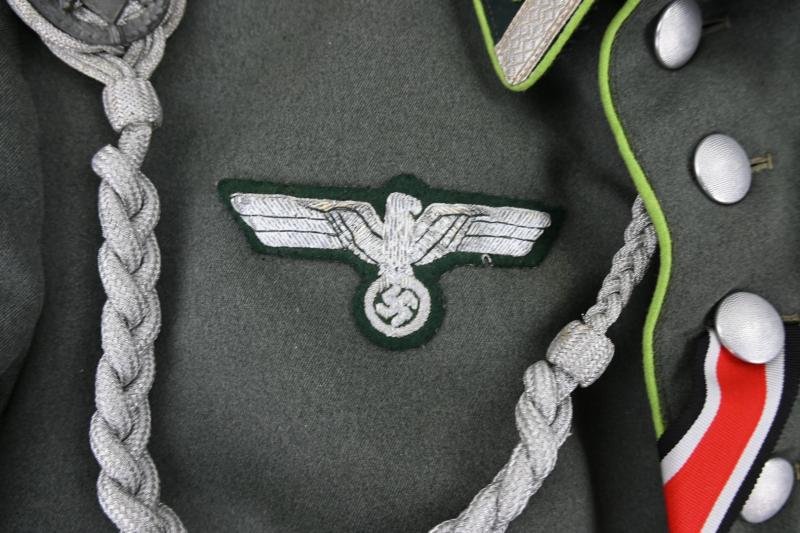 German WH Panzer-Grenadier Parade Tunic and Visor Cap — image 10