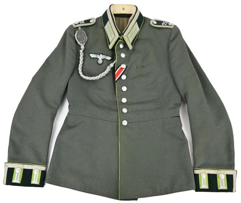 German WH Panzer-Grenadier Parade Tunic and Visor Cap — image 3