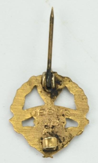US WW2 Patriotic Lapel Pin — image 5