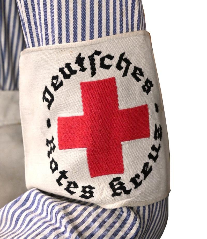 German DRK Nurse Mannequin — image 10