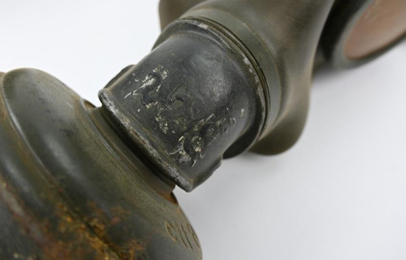 German WH M31 Camo Gasmask & Cannister — image 12