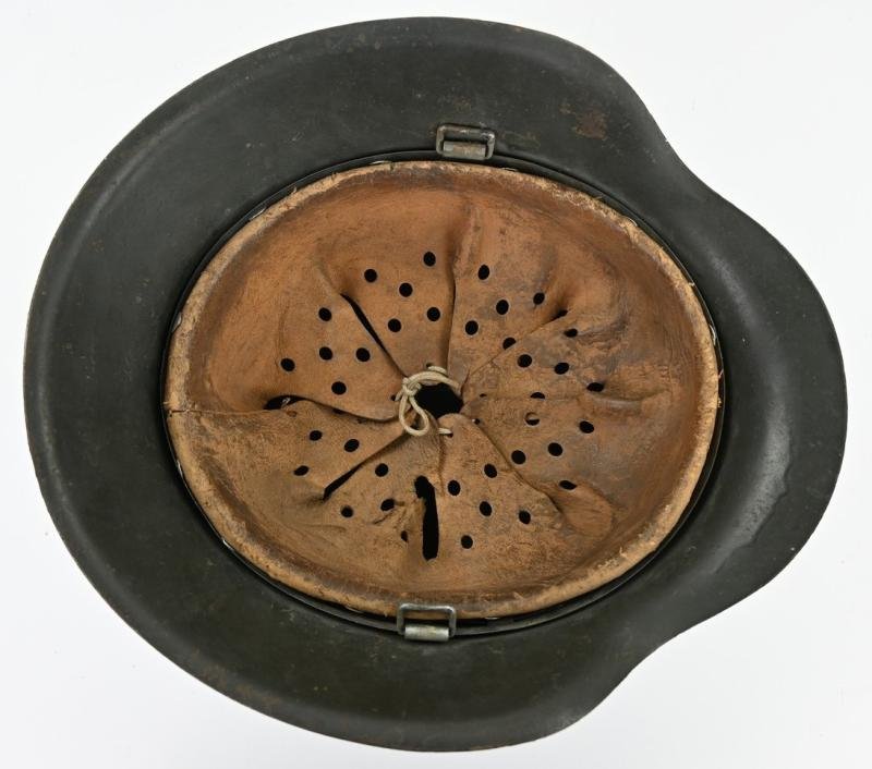 German WH M42 ND Combat Helmet — image 8
