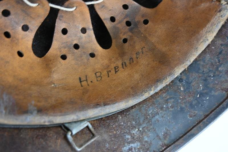 German WH M40 ND Combat Helmet — image 9