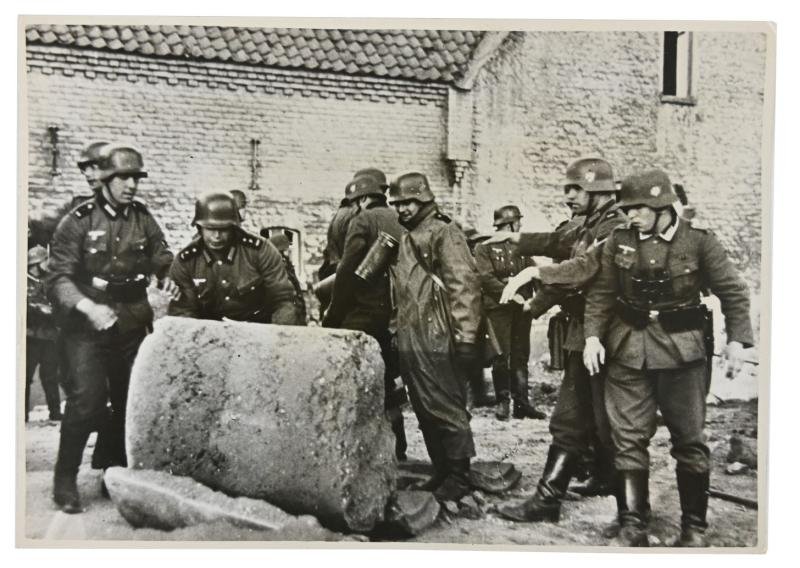 German WH Press Photo 'May 1940 Dutch Border'