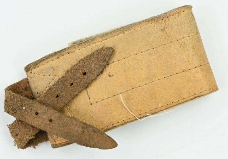 German WW2 Medical Tourniquet — image 2