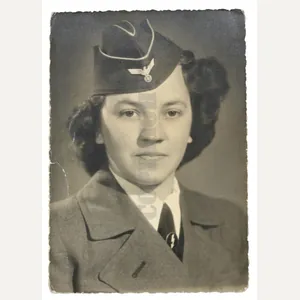 German LW Blitzmädel Portrait Picture 'Den Haag'