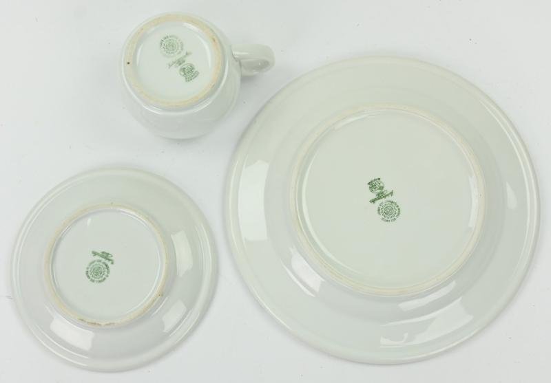 German Third Reich Period 'IG Farben' Canteen Porcelain — image 7