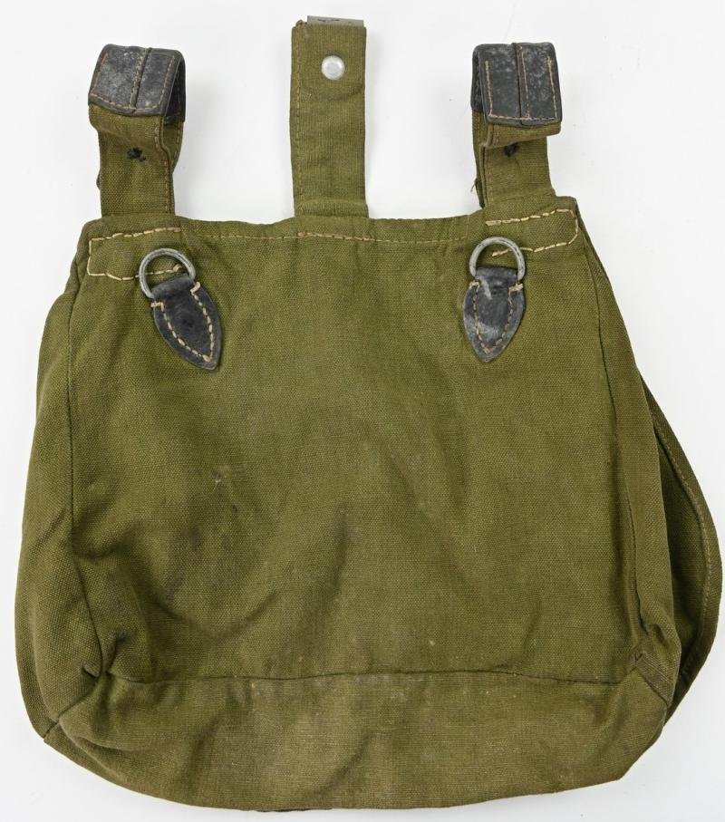 German WH Named & Matching Equipment Set — image 3