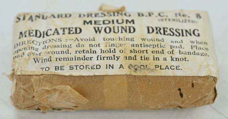 British WW2 Standard Dressing Medicated Wound Dressing No.8 — image 5