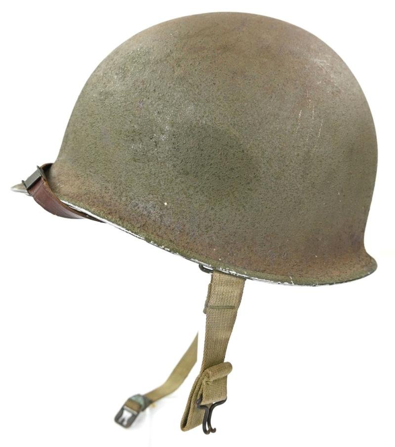 US WW2 Fixed bale Combat Helmet '1st Lieutenant' — image 5