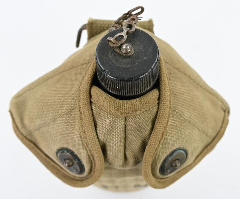 US WW2 Canteen '94th Infantry Division' — image 2