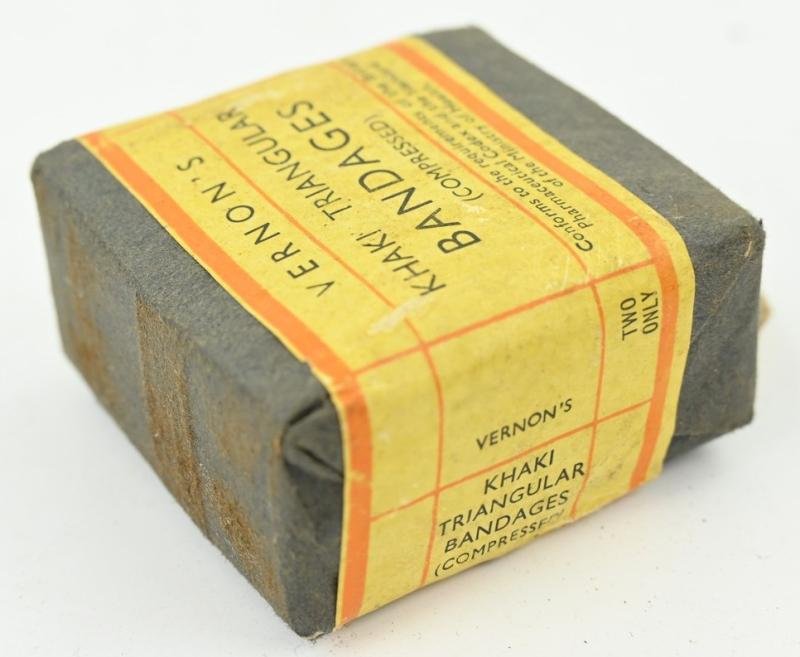 British WW2 Khaki Triangular Bandages Package — image 4