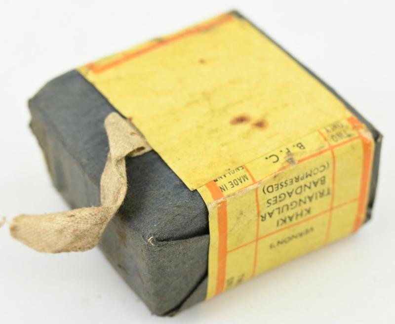British WW2 Khaki Triangular Bandages Package — image 5