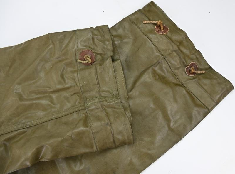 US WW2 M2 One Piece Impermeable Suit — image 11