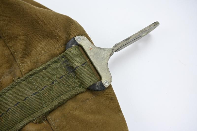 US WW2 Type C-2 Life Raft Pack Cover — image 10