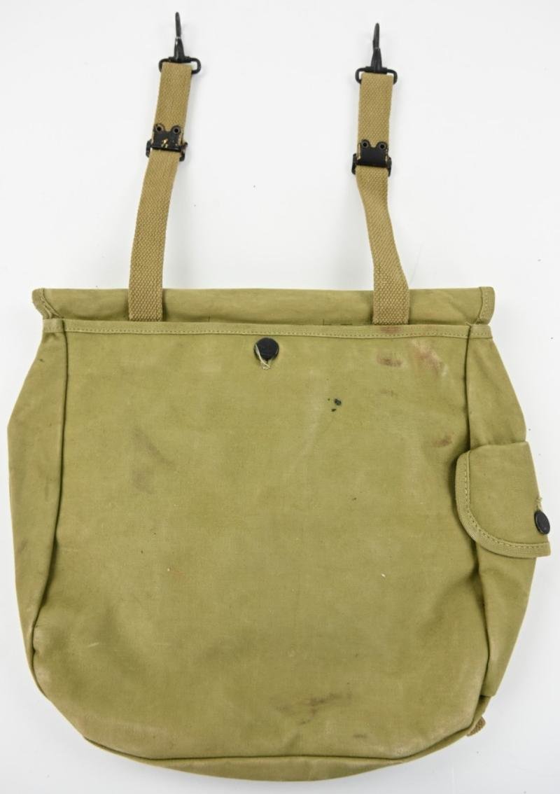 US WW2 M-1936 Rubberized Musset Bag — image 2