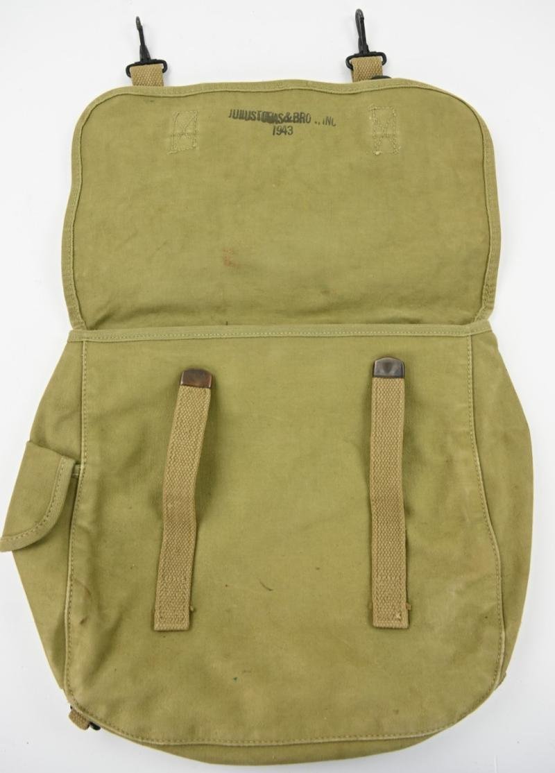 US WW2 M-1936 Rubberized Musset Bag — image 3