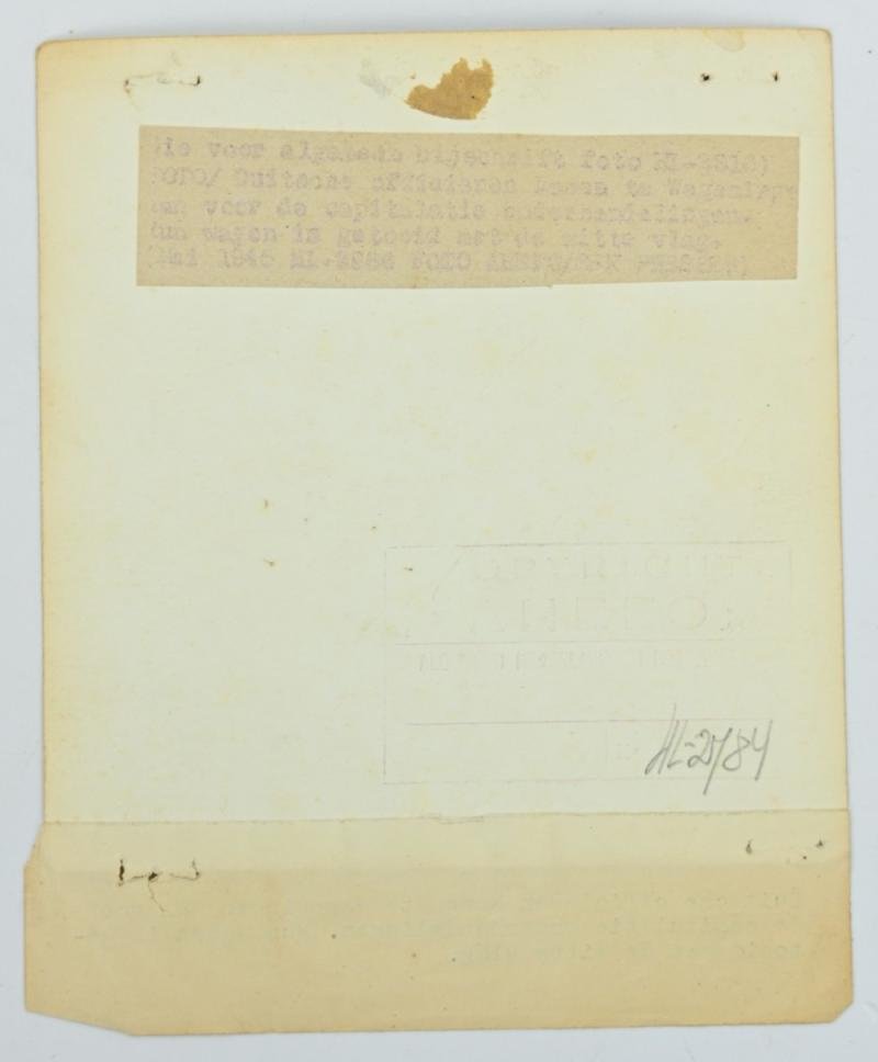 Dutch Press Photo 'Capitulation of the German troops in Holland' — image 4