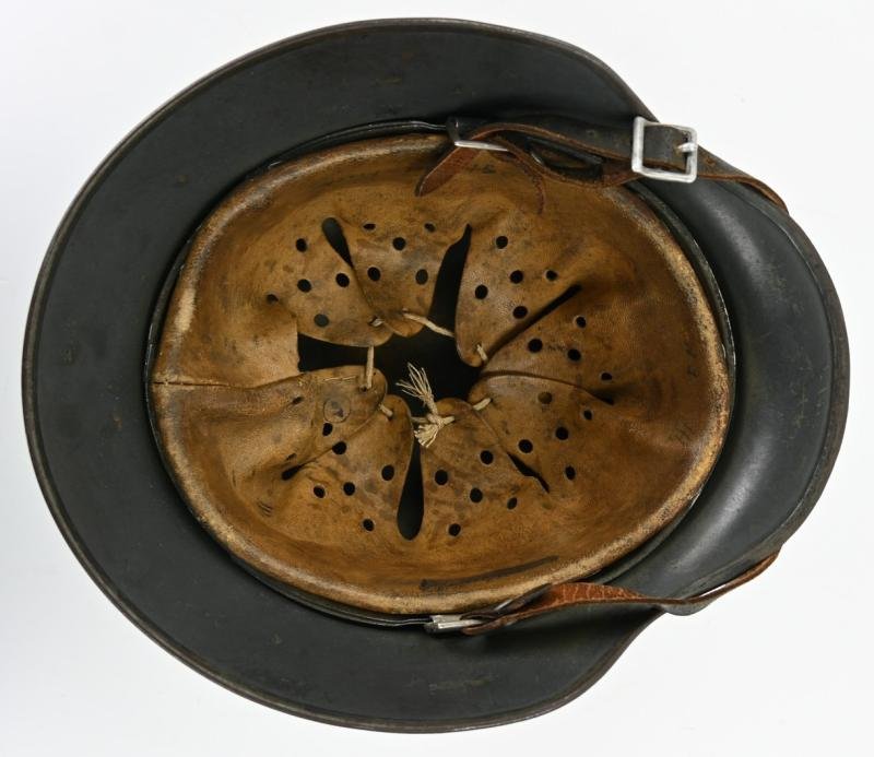 German LW M35 Ex DD Camo Combat Helmet — image 9