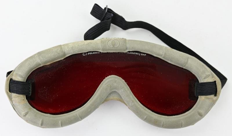 US WW2 Poleroid Goggles & Spare Parts Kit — image 3