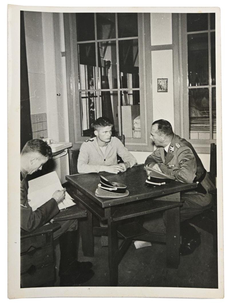 Dutch Waffen-SS Press Photo 'Rauter'