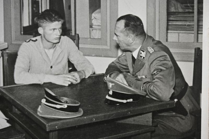 Dutch Waffen-SS Press Photo 'Rauter' — image 2