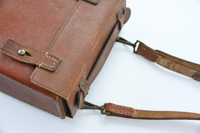 German WH Medic Pouch with carrying strap — image 7