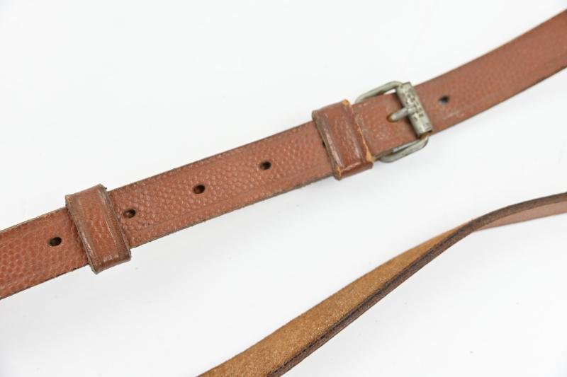 German WH Medic Pouch with carrying strap — image 8